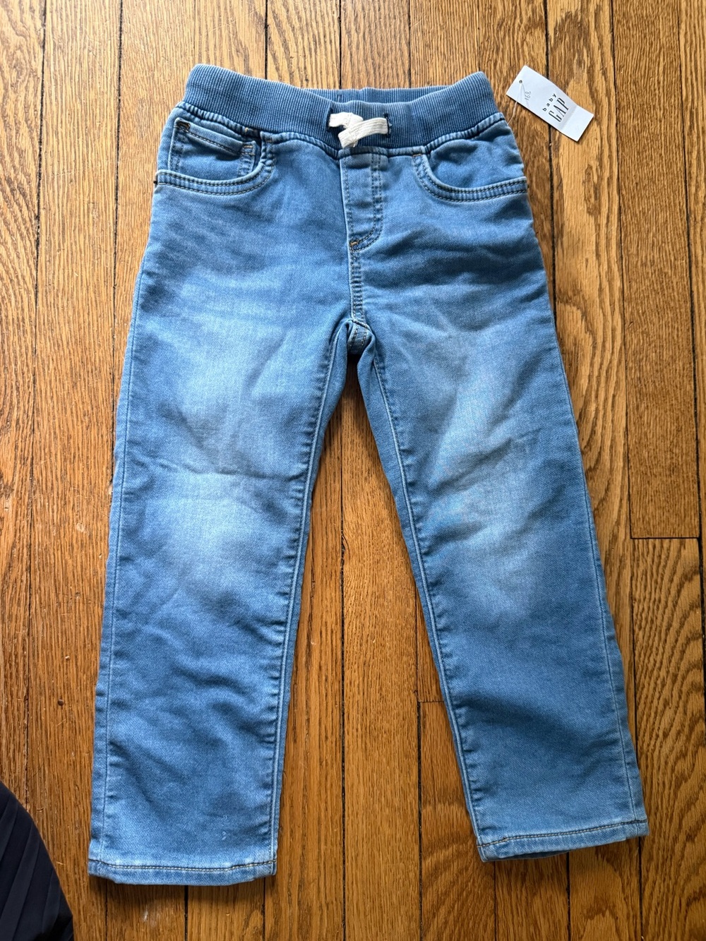 Gap Denim Slim Pull-On Sweatpant Jean in Light Blue - Size 4 - NWT